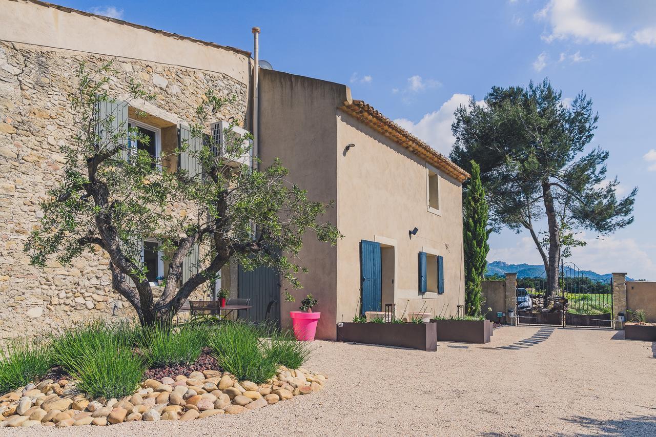 Maison Sadina Seguret Bagian luar foto