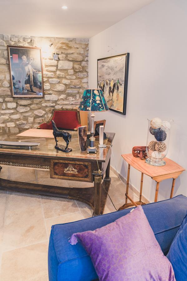 Maison Sadina Seguret Bagian luar foto