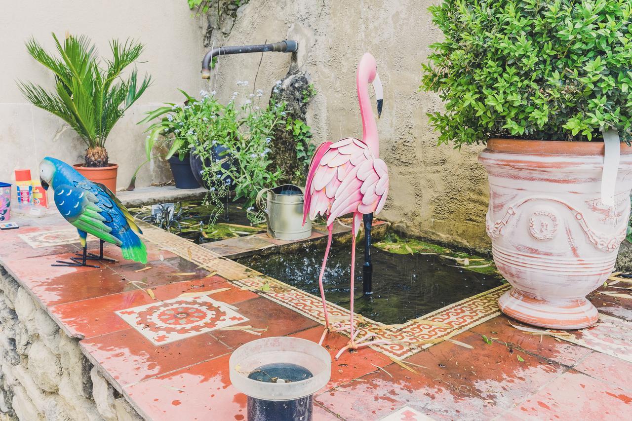 Maison Sadina Seguret Bagian luar foto