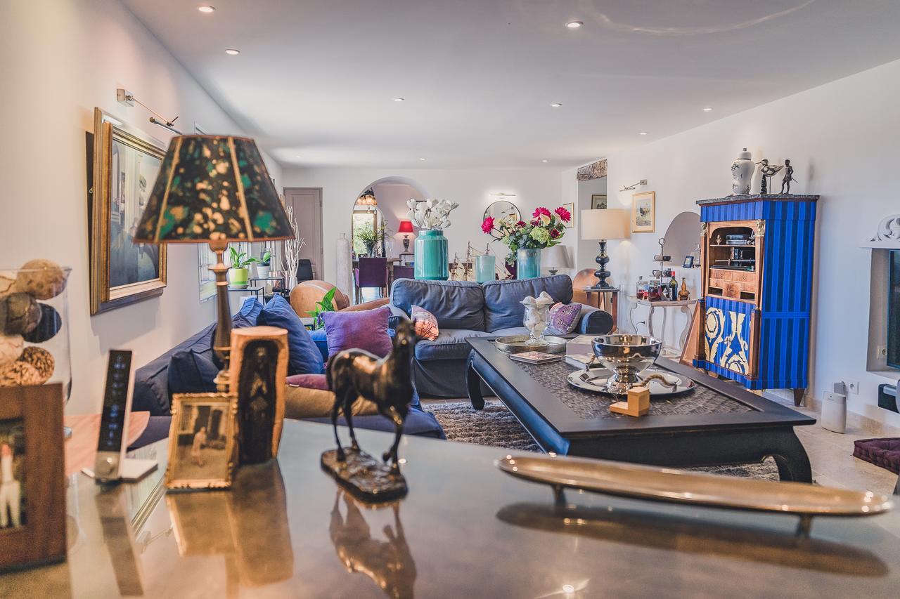 Maison Sadina Seguret Bagian luar foto