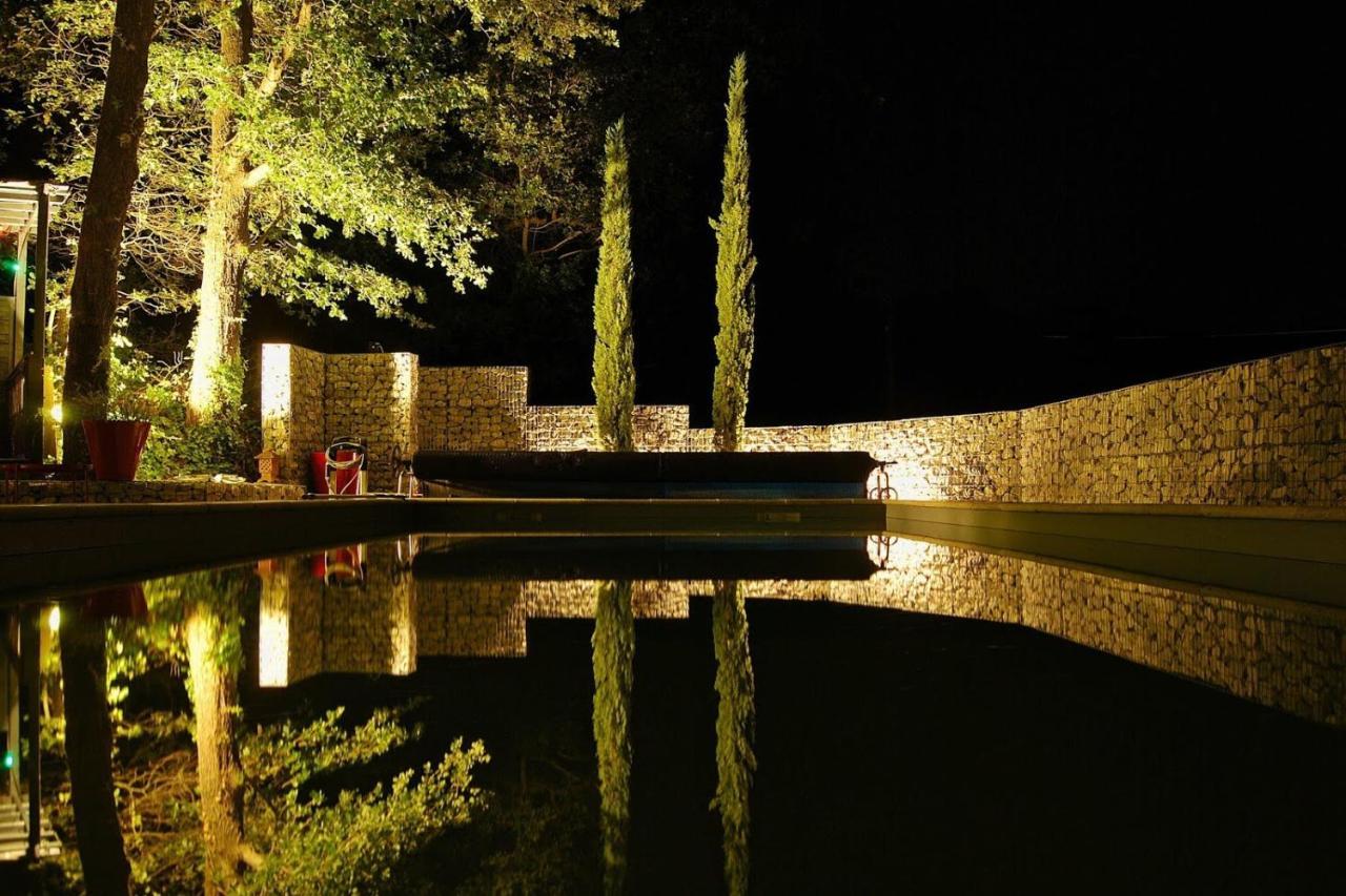 Maison Sadina Seguret Bagian luar foto